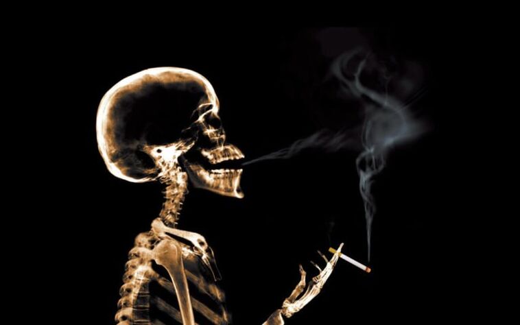 palenie jako przyczyna bólu pleców w okolicy łopatek